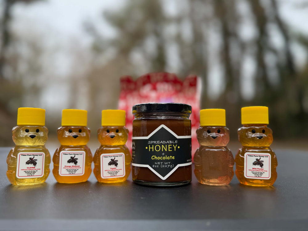 Spreadable Chocolate Honey and 2 oz  Honey Bottle Holiday Pack
